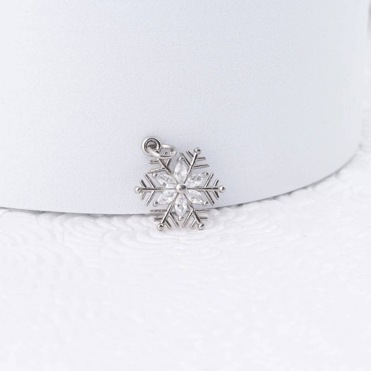The Snowflake Charm — Heirloom Charm Collection | Holiday 2026
