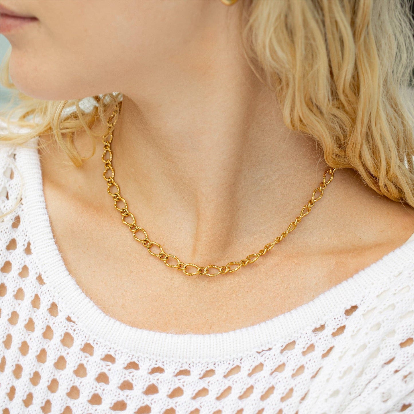 The Hammered Oval Necklace