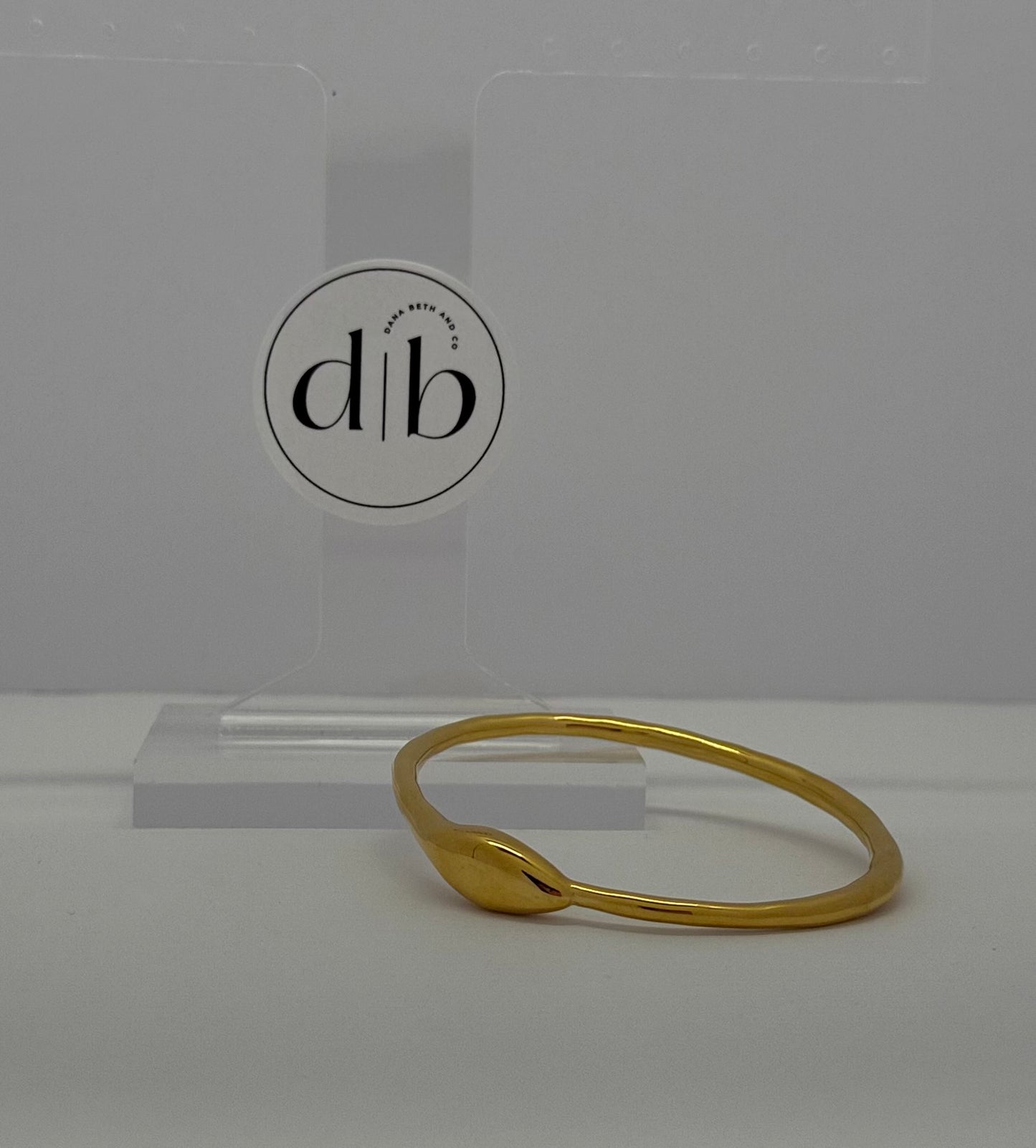 Sculpted Snake‑Head Bangle