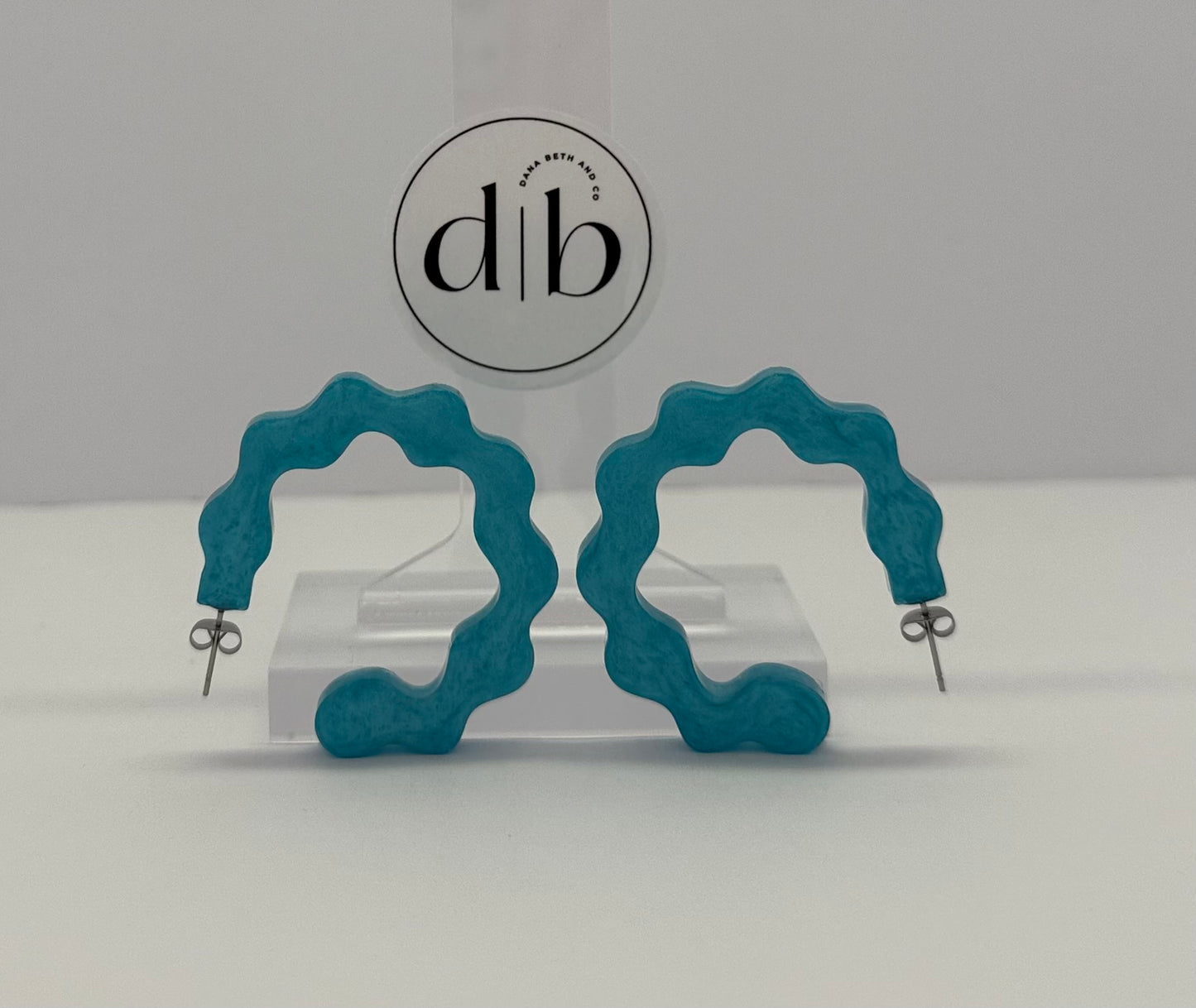 Wavy C Hoops
