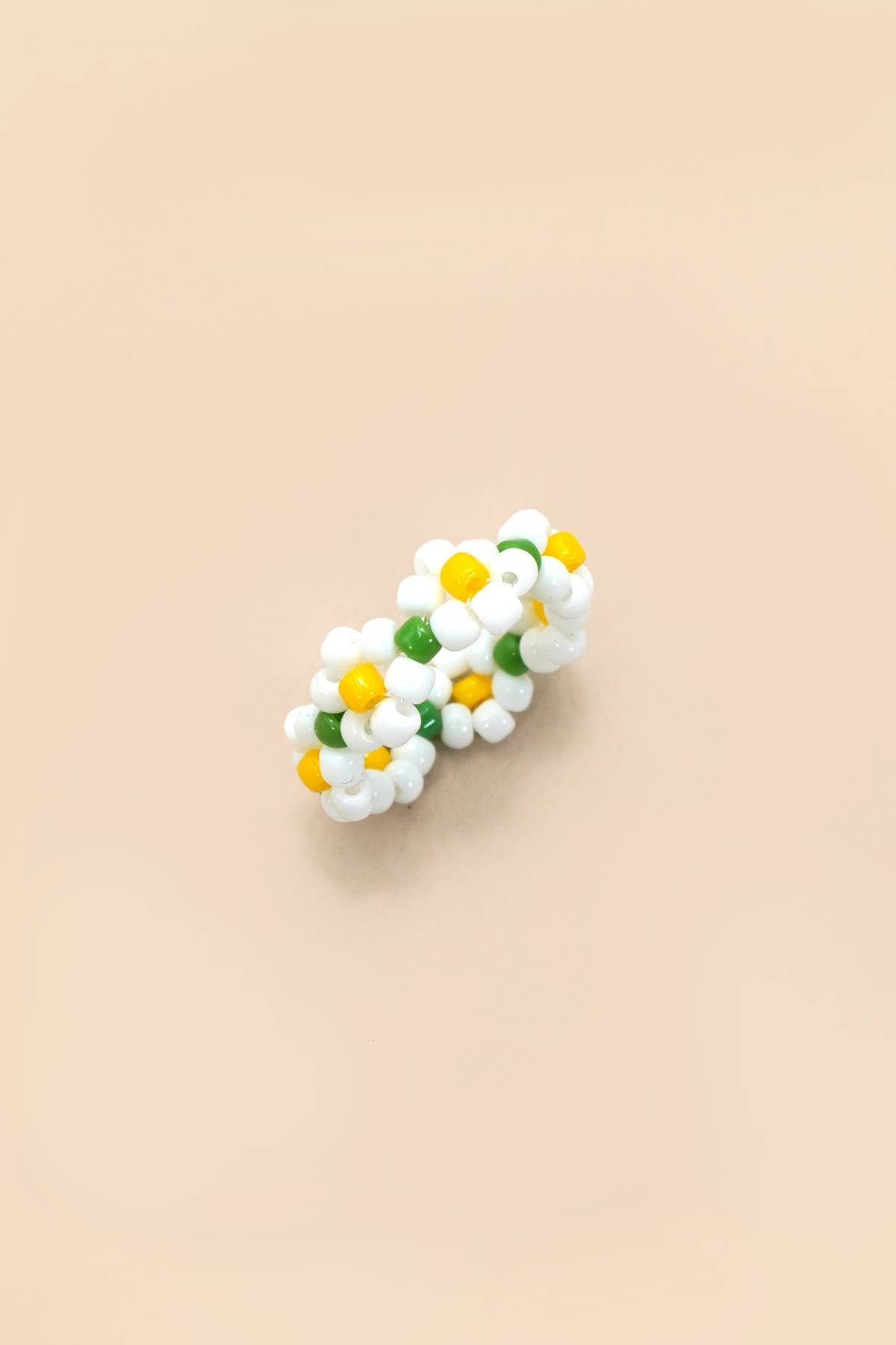 Daisy Seed Bead Stretch Ring